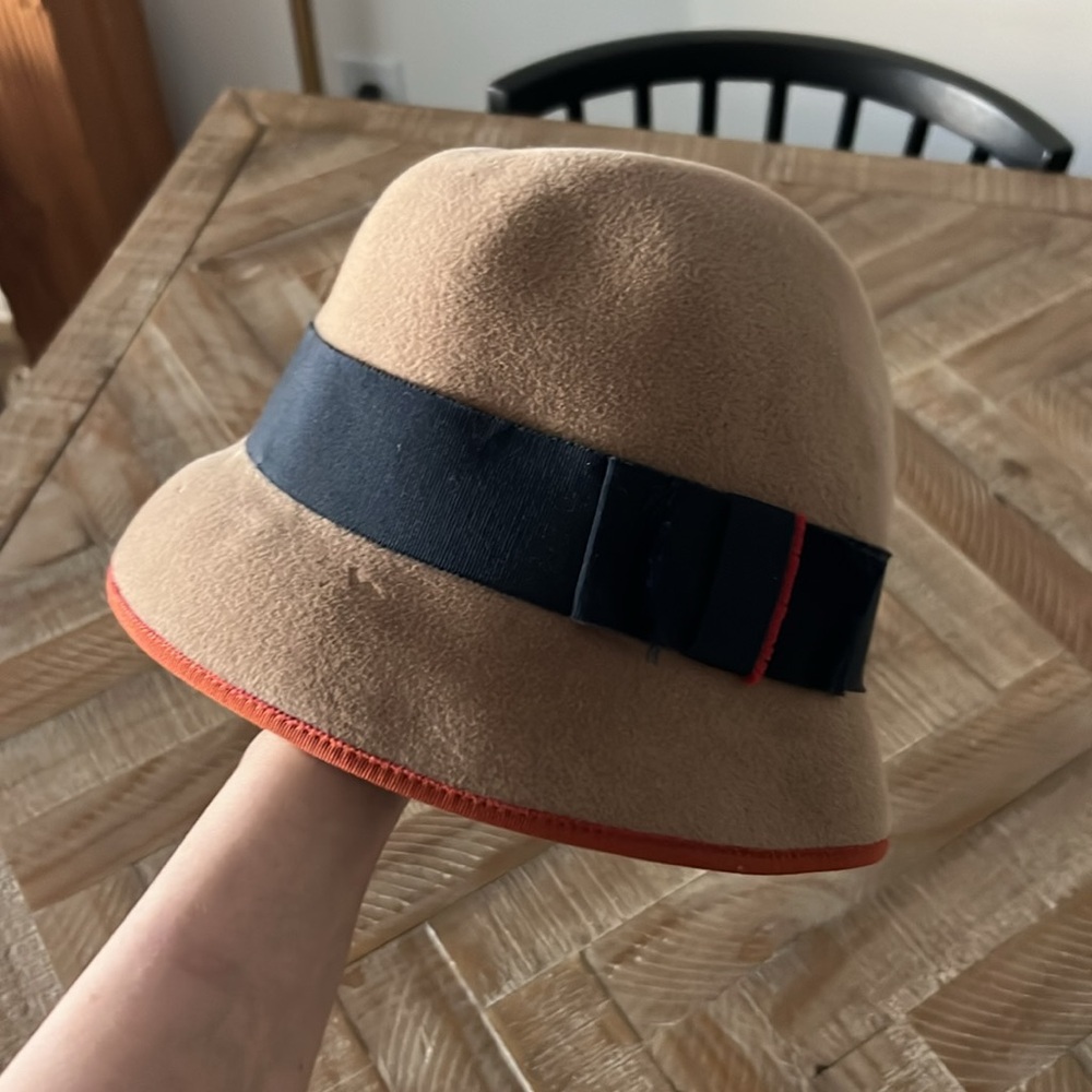 TRACY WATTS MADE IN BROOKLYN HAT 100% rabbit fur